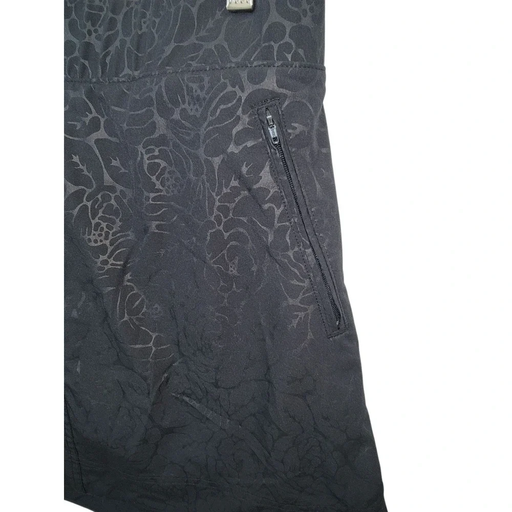 Orvis Travel Skort Womens Medium Black Rose‎ Embossed Mesh Inner Shorts Pull On